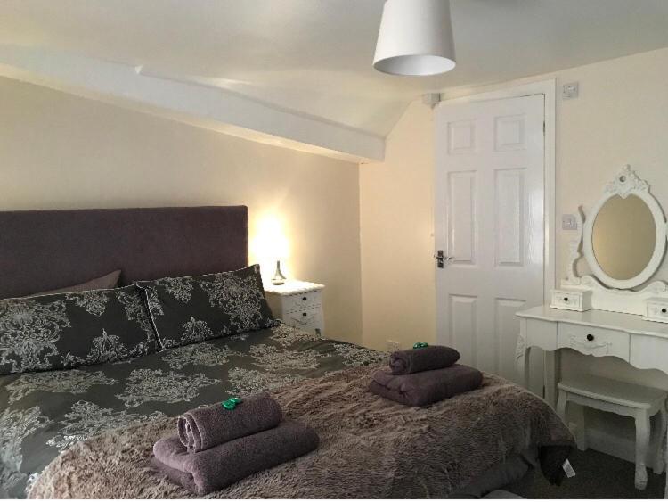 The Royal George Staithes Bed & Breakfast Exterior photo